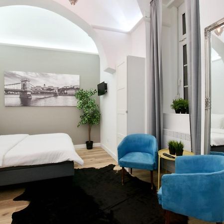 Standard Apartment By Hi5 - Nagysandor Street บูดาเปสต์ ภายนอก รูปภาพ