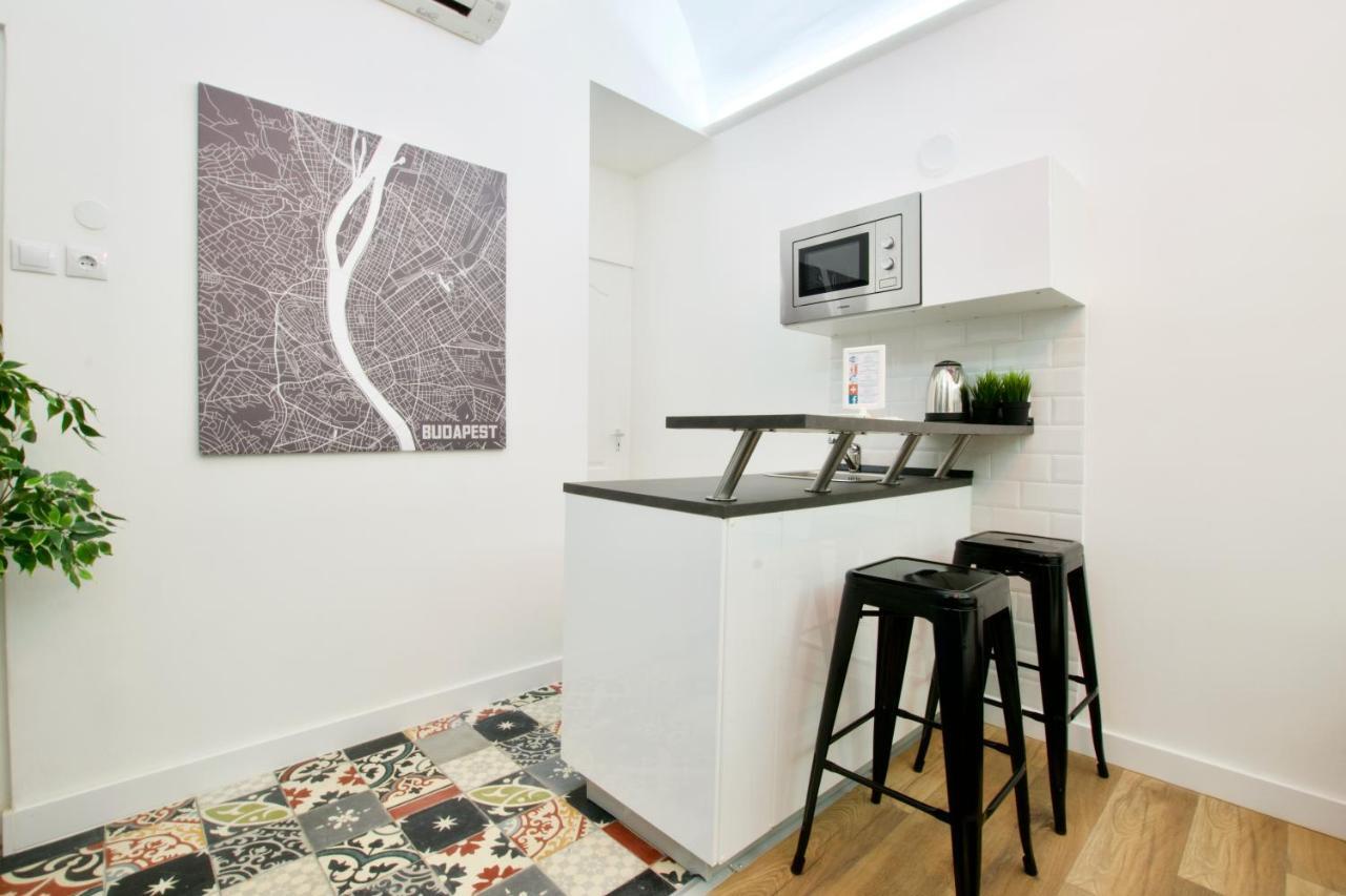 Standard Apartment By Hi5 - Nagysandor Street บูดาเปสต์ ภายนอก รูปภาพ